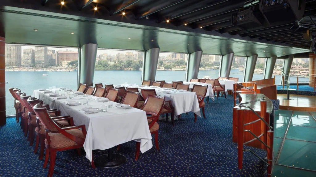 الفندق جراند نايل تاور - القاهرة